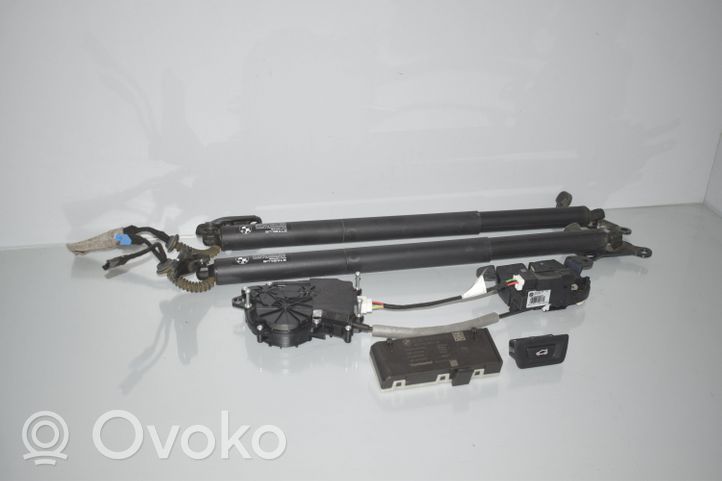 BMW 2 F46 Pompa / Siłownik klapy tylnej bagażnika / Komplet 9451483