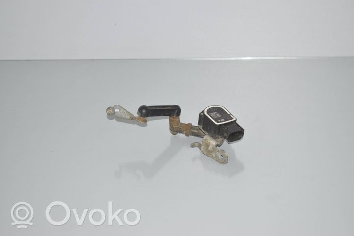 BMW 2 F46 Niveausensor Leuchtweitenregulierung 6788571