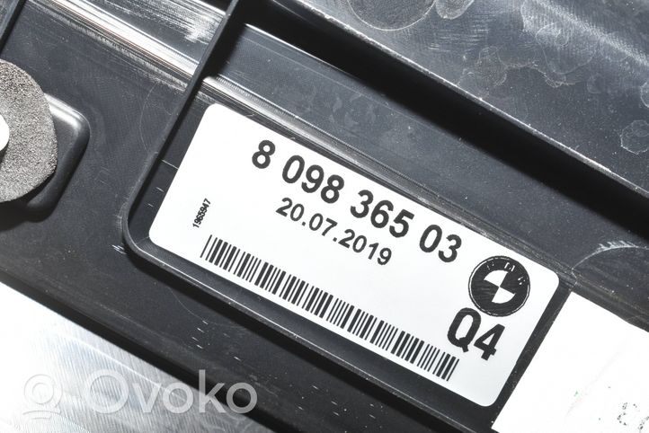 BMW 8 G15 Slenksčių apdailų komplektas (vidinis) 8098365