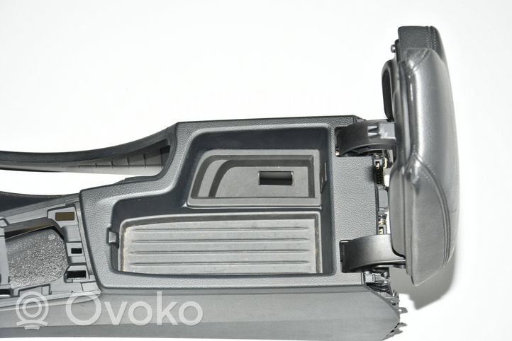 BMW 3 F30 F35 F31 Podłokietnik tunelu środkowego 9235470