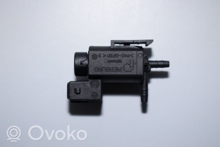 BMW 7 E38 Solenoīda vārsts 