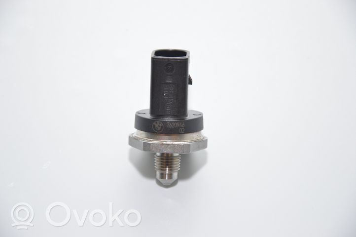 BMW 4 F32 F33 Fuel pressure sensor 