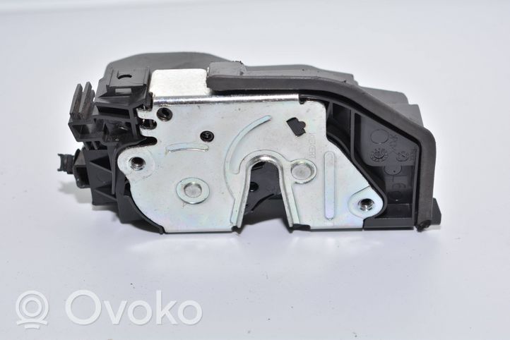 BMW 6 F12 F13 Etuoven lukko 7202145