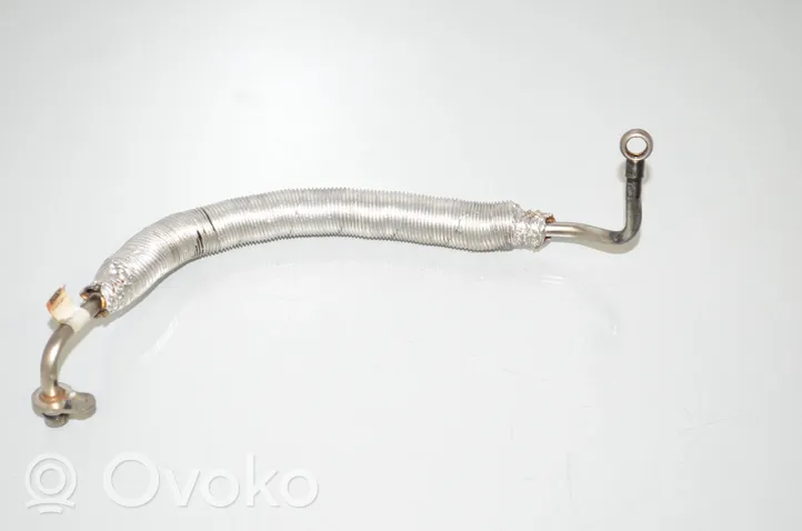 BMW 2 F46 Turbo turbocharger oiling pipe/hose 8586479