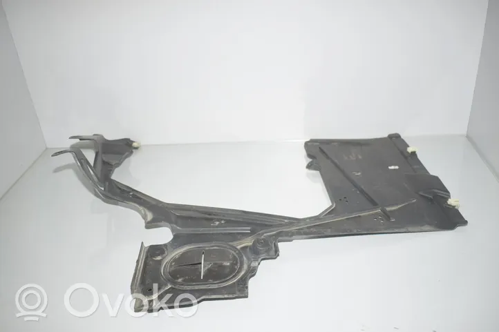 BMW 2 F46 Couvre soubassement arrière 7290808