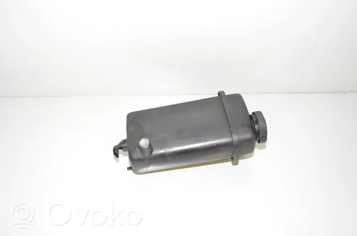 BMW 7 E38 Serbatoio di compensazione del liquido refrigerante/vaschetta 1741167