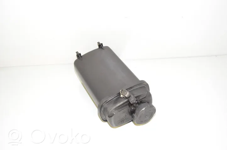 BMW 7 E38 Serbatoio di compensazione del liquido refrigerante/vaschetta 1741167