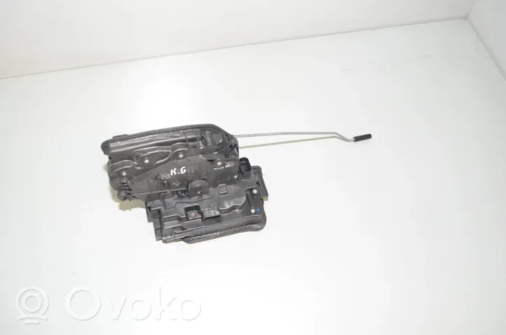 BMW 2 F46 Etuoven lukko 7281939