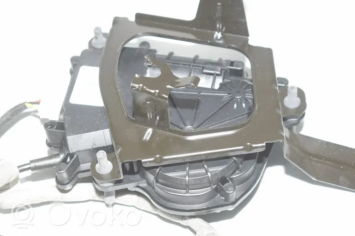 BMW 3 F30 F35 F31 Tavaratilan luukun hydrauliikkasarja 9275121