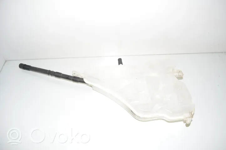 BMW 3 G20 G21 Réservoir de liquide lave-glace 7449656