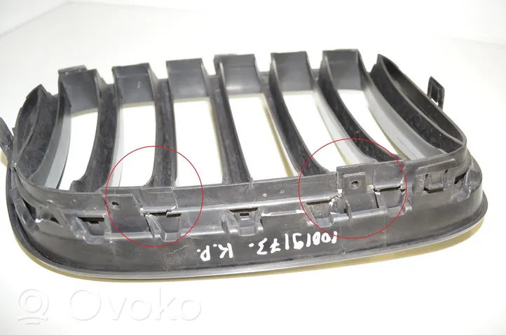 BMW X3 F25 Maskownica / Grill / Atrapa górna chłodnicy 7237421