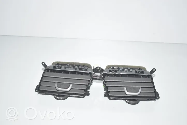 BMW 5 G30 G31 Griglia di ventilazione centrale cruscotto 9329579