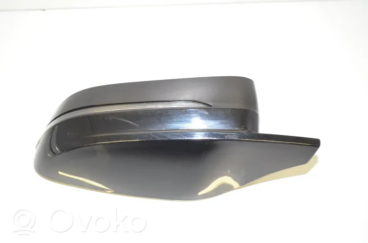 BMW 5 G30 G31 Veidrodėlio plastikinė apdaila 7422719