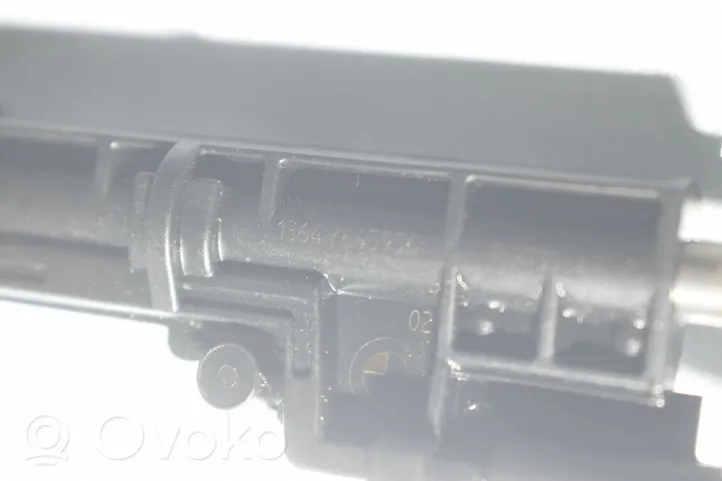 BMW 6 F06 Gran coupe Fuel injector 7645956