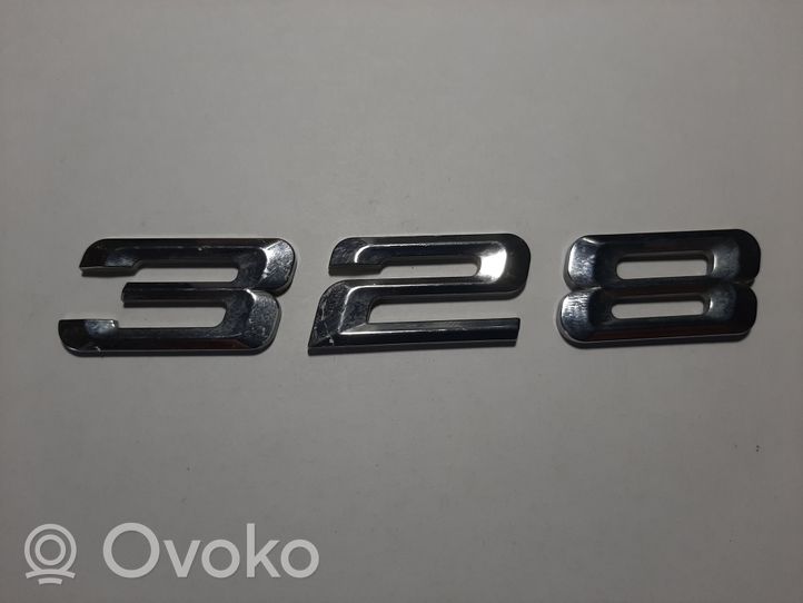 BMW 3 F30 F35 F31 Logo, emblème de fabricant 