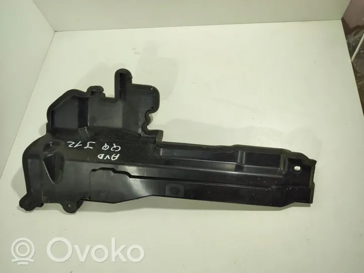 Nissan Qashqai J12 Wlot / Kanał powietrza intercoolera 215586UB0A