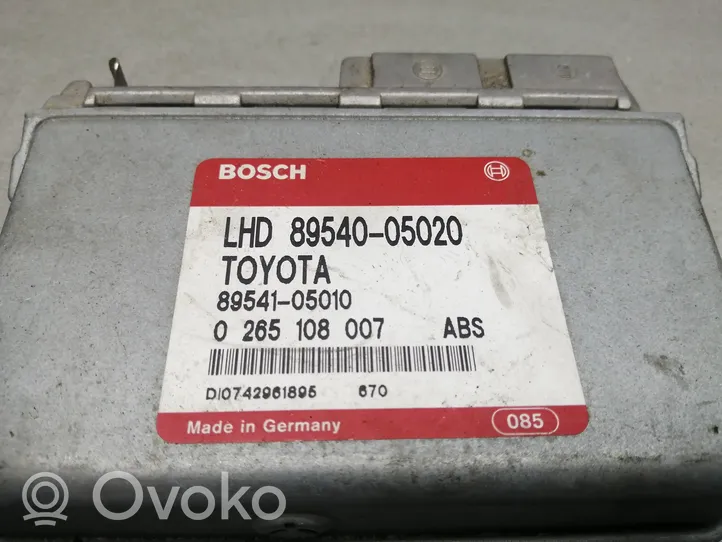 Toyota Carina T190 ABS-ohjainlaite/moduuli 8954005020