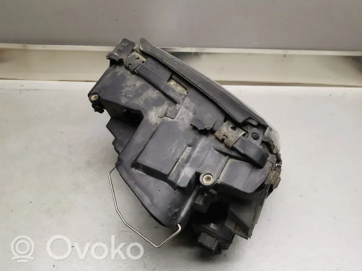 Audi A6 S6 C4 4A Phare frontale 205003B