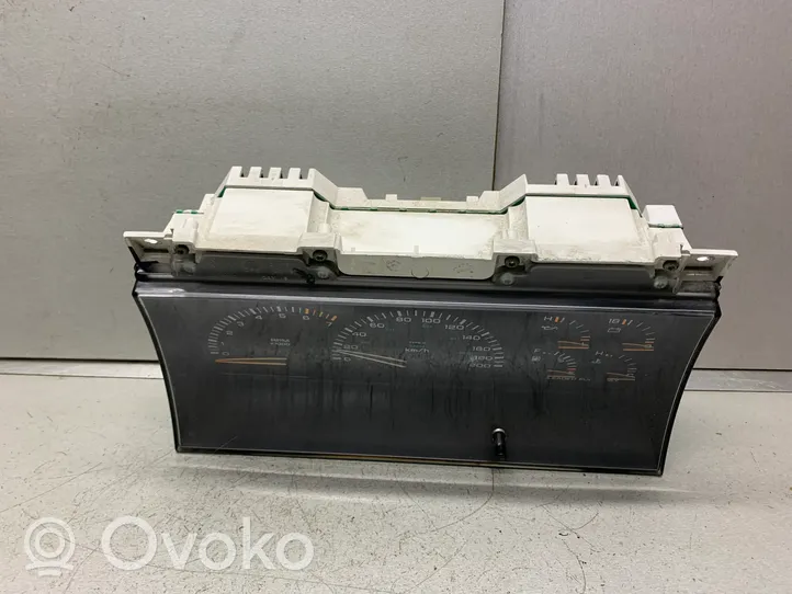 Plymouth Voyager Speedometer (instrument cluster) 4688277