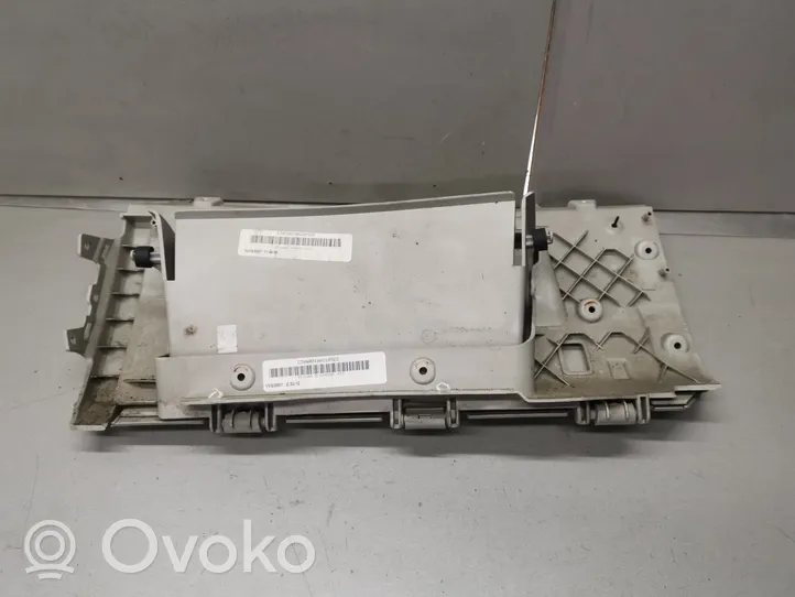 Dodge Grand Caravan Schowek deski rozdzielczej / Komplet L0095875