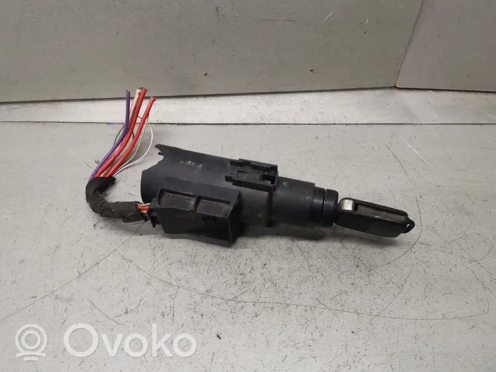 Mercedes-Benz S W140 Ignition lock 0175453428