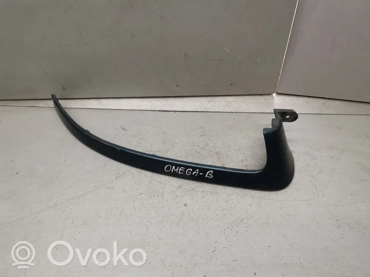 Opel Omega B1 Listwa pod lampę przednią 90460438