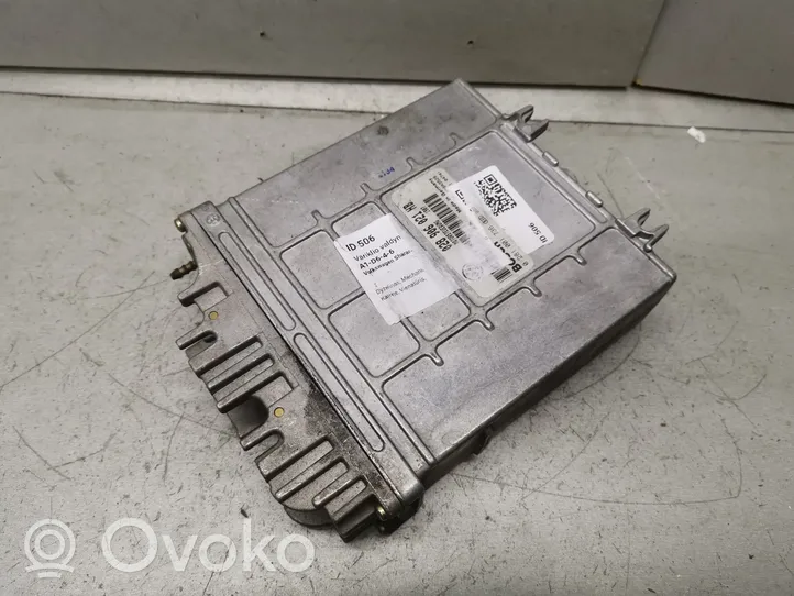 Volkswagen Sharan Sterownik / Moduł ECU 0281001736