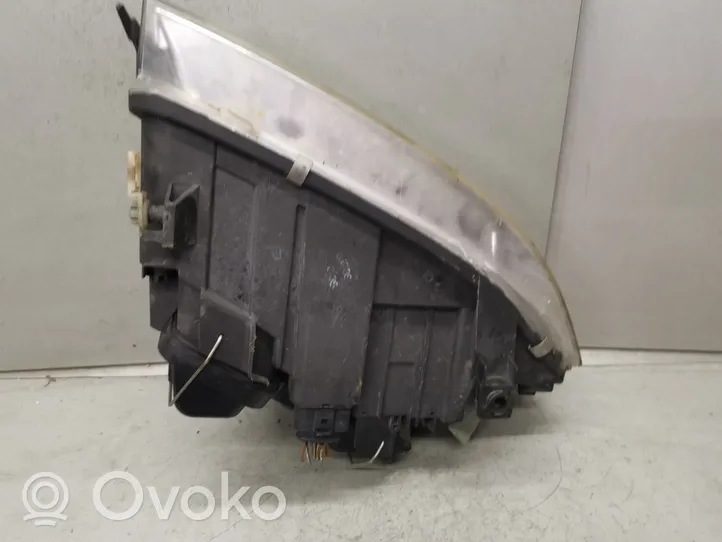 Audi A6 S6 C5 4B Phare frontale 14846700