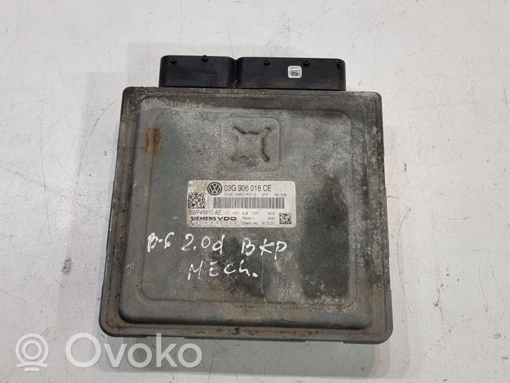 Volkswagen PASSAT B6 Sterownik / Moduł ECU 03G906018CE