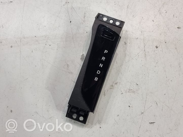 Toyota C-HR Gear shift selector indicator 76K510