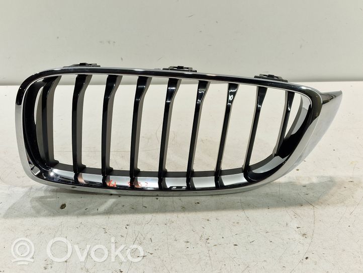 BMW 4 F32 F33 Maskownica / Grill / Atrapa górna chłodnicy 7294817