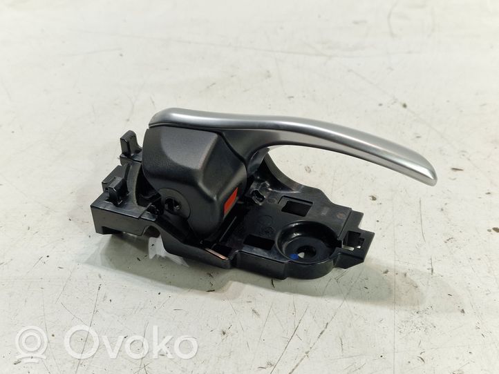 Toyota C-HR Maniglia interna per portiera anteriore 69273F4010