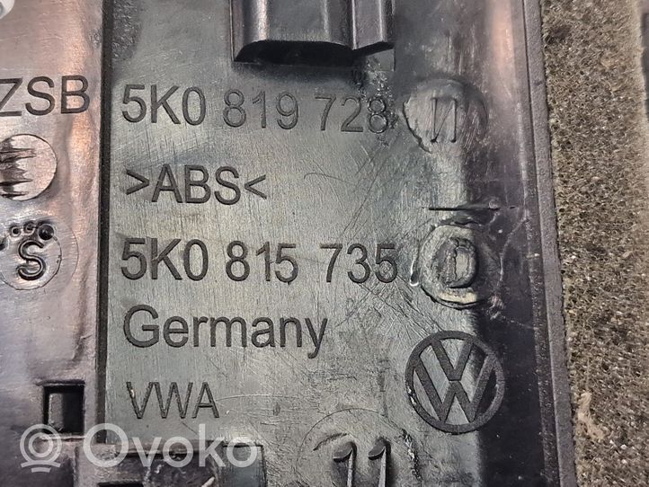Volkswagen Golf VI Dysze / Kratki środkowego nawiewu deski rozdzielczej 5K0815735D
