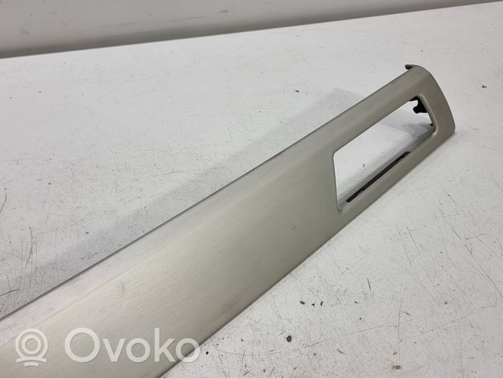 BMW 3 E90 E91 Rivestimento del vano portaoggetti del cruscotto 6982457