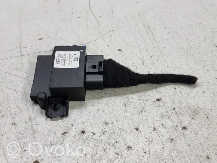 Audi A5 8T 8F Unité de commande / module de pompe à carburant 4G0906093F