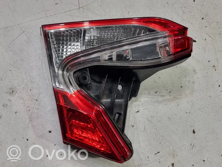 Toyota C-HR Lampy tylnej klapy bagażnika 81590F4010