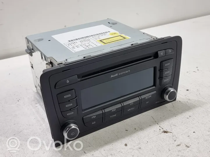 Audi A3 S3 A3 Sportback 8P Panel / Radioodtwarzacz CD/DVD/GPS 8P0035186P