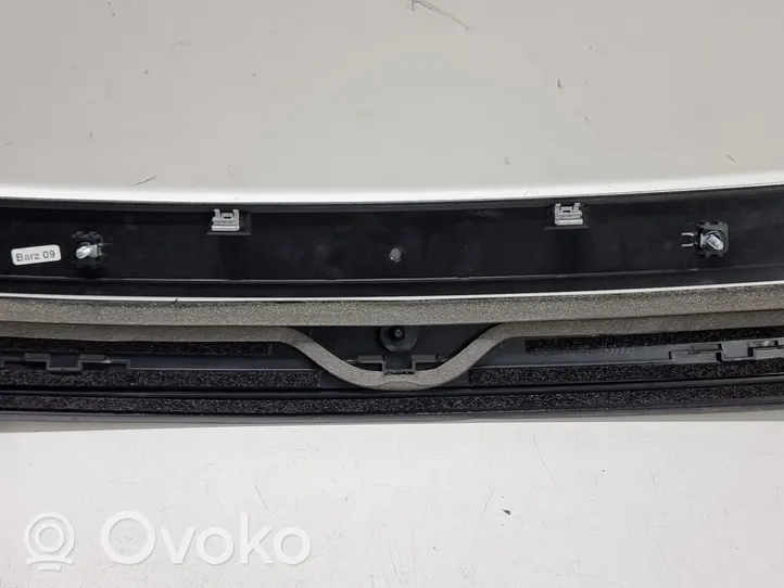 Audi A5 8T 8F Listwa szyby czołowej / przedniej 8F0853829F