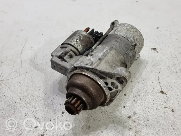 Volkswagen Golf VI Starter motor 02Z911023P