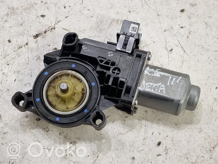 Volkswagen Jetta VI Moteur de lève-vitre de porte arrière 6R0959811D