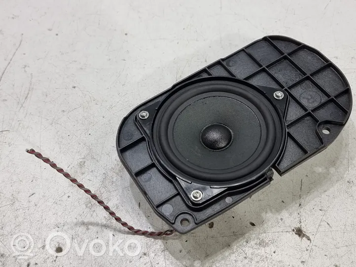 BMW 5 F10 F11 Enceinte de plage arrière 923918401