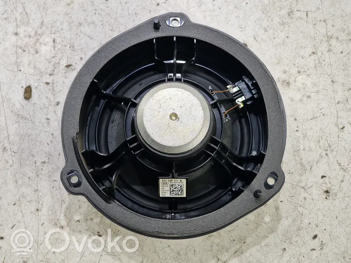 Audi A3 S3 8V Takaoven kaiutin 8V4035411B