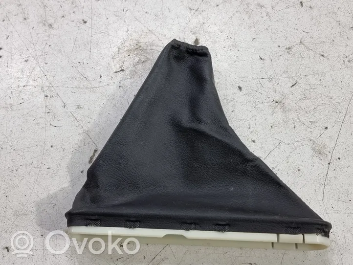 Volkswagen Jetta VI Rivestimento freno a mano 5C0711465B