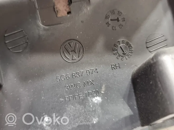 Volkswagen Jetta VI Kita salono detalė 5C6837974