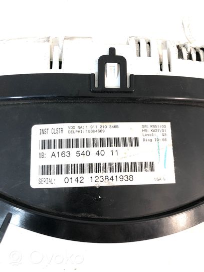 Mercedes-Benz ML W163 Tachimetro (quadro strumenti) A1635404011