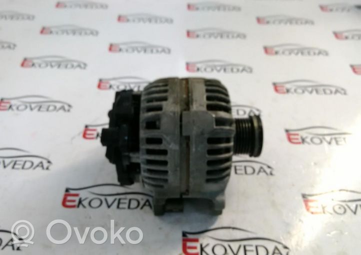 Volkswagen Golf VI Generatore/alternatore 03C903023