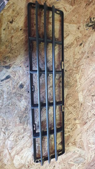 Volvo V50 Front bumper lower grill 30657006