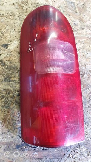 Opel Movano A Lampa tylna 7700352700