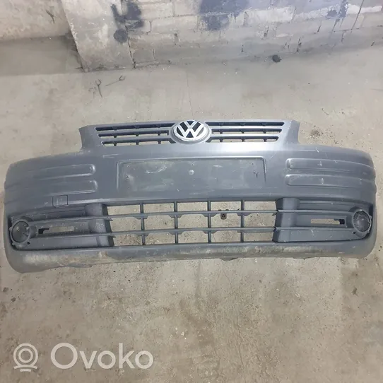 Volkswagen Caddy Zderzak przedni 2K0807221