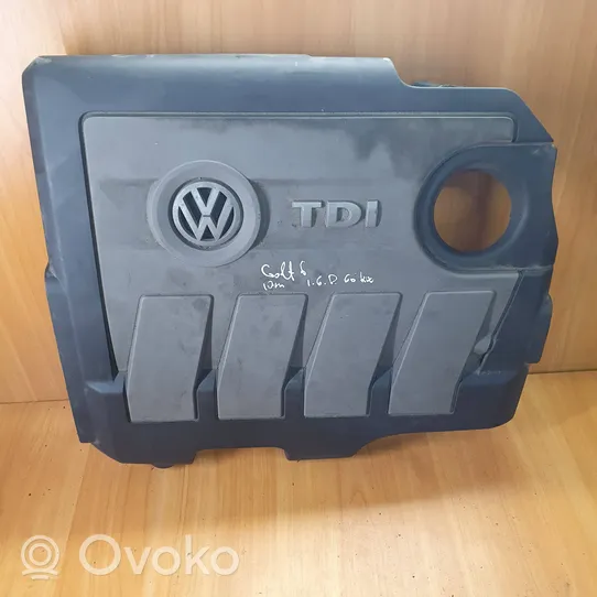 Volkswagen PASSAT B7 Moottorin koppa 03L103925B